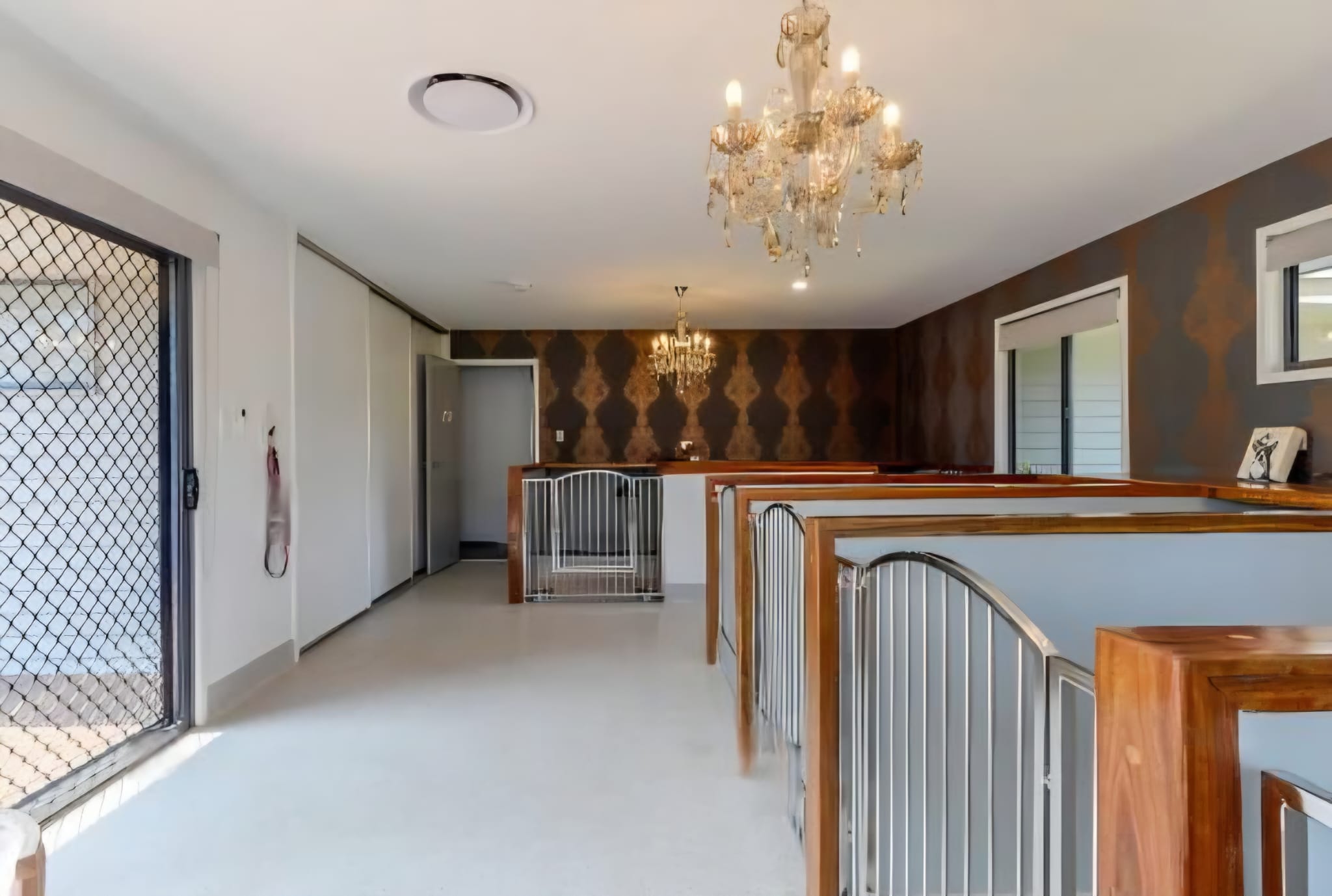 Clean indoor whelping box set up in a calm home environment for ethically bred puppies